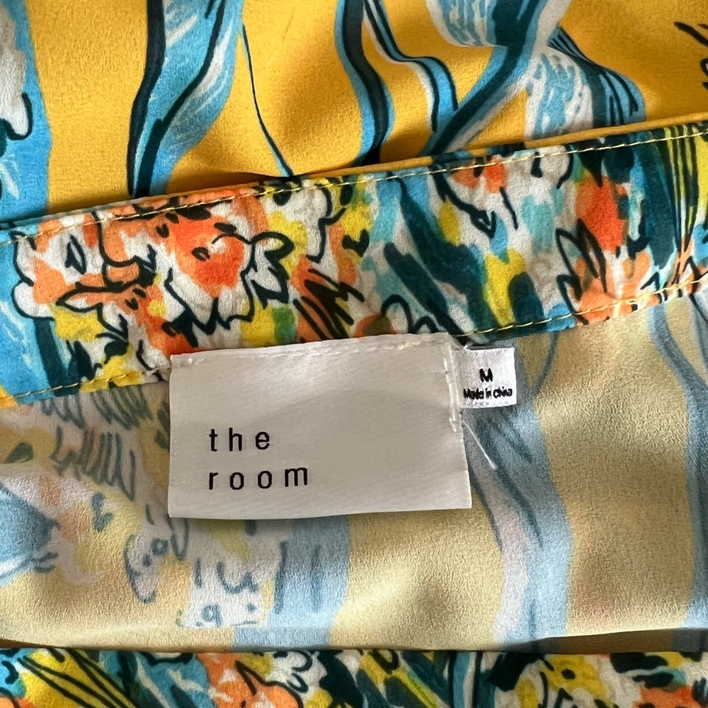 2 piece set 💛 - Picture 4 of 6
